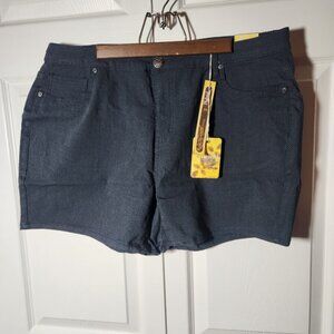 NWT Hybrid & Company Womens Perfectly Shaping Hyper Stretch Shorts 2X